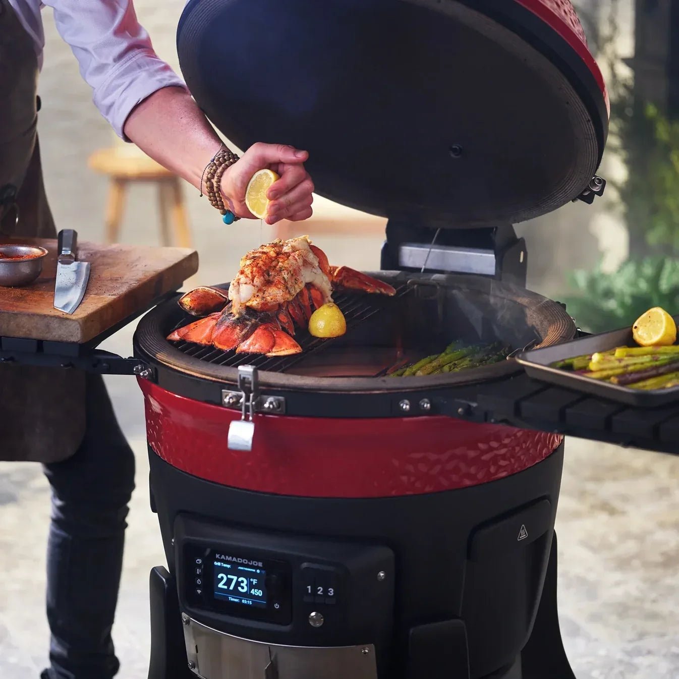 Kamado Joe Konnected Joe 18-Inch Digital Charcoal Grill and Smoker with Cart - Image 14