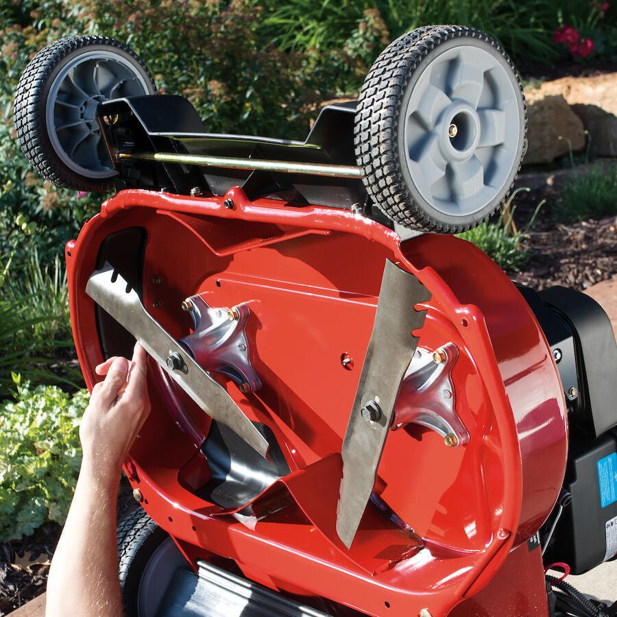 Toro 30 in. (76cm) TimeMaster® Electric Start w/Personal Pace® Gas Lawn Mower (21200) - Image 4