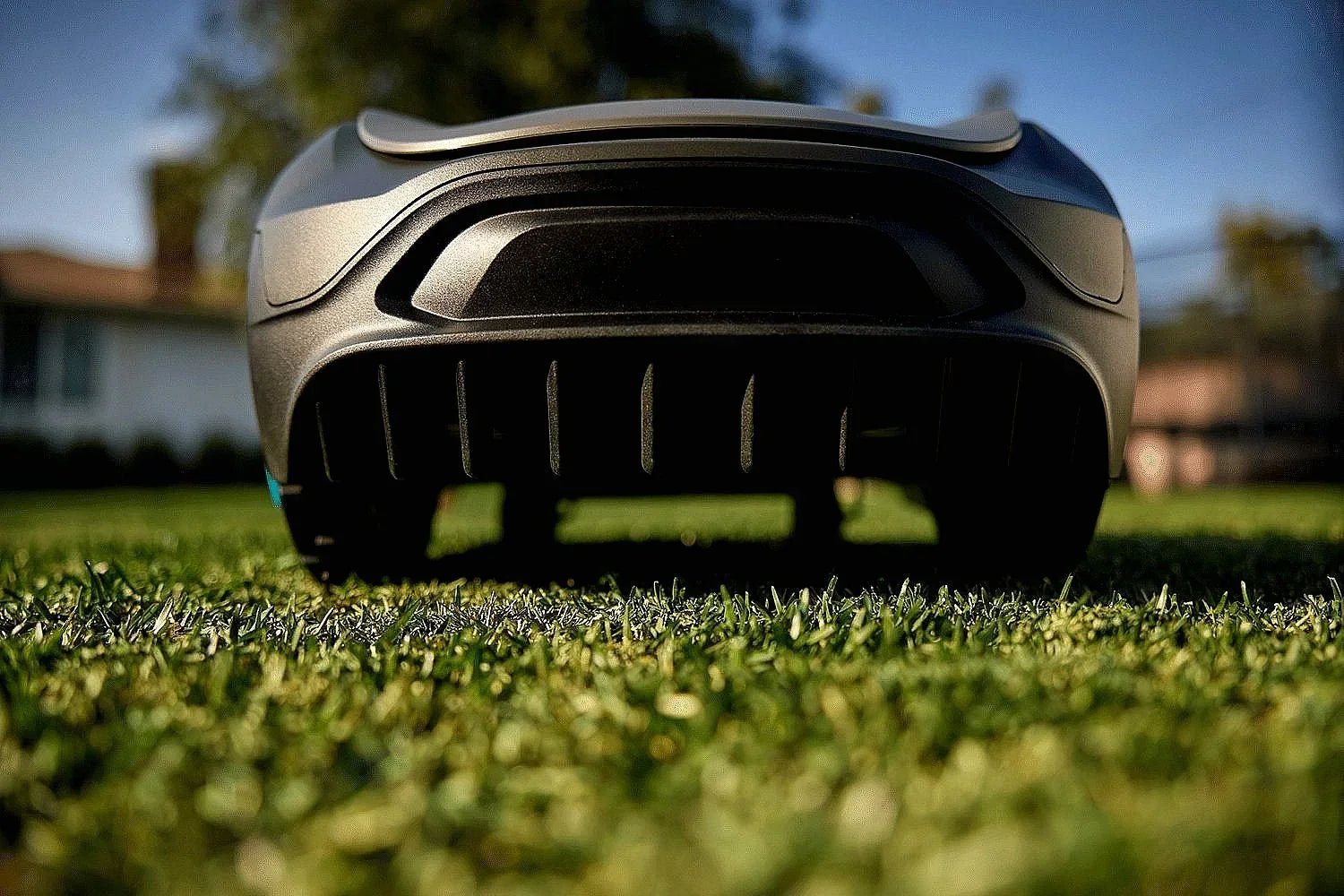 Gardena SILENO Flex Robotic Lawn Mower 2025 - Image 5